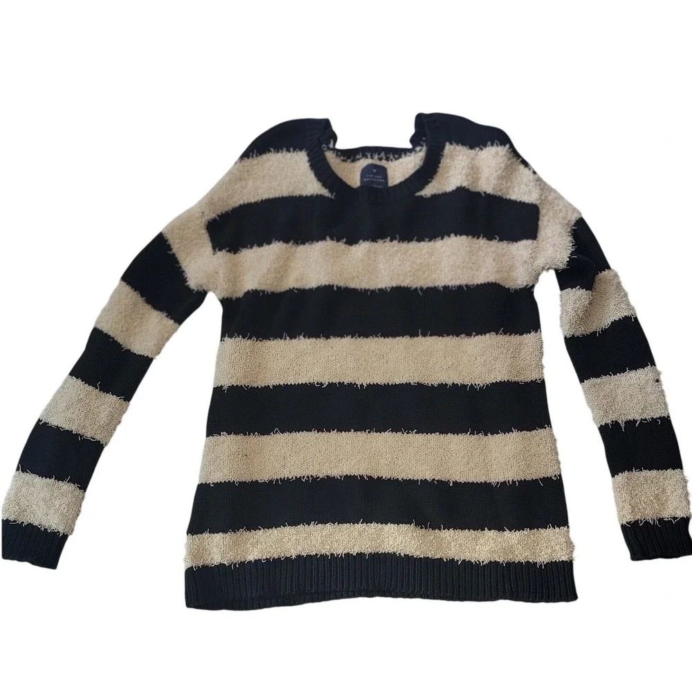 American Eagle Vintage‎ Boyfriend Striped Fuzzy Eyelash Knit Sweater Small Black